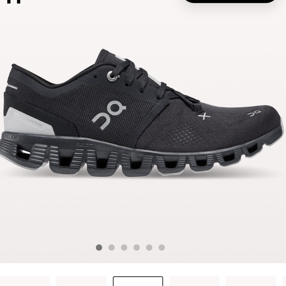 New in box On Cloud X woman’s Sneakers